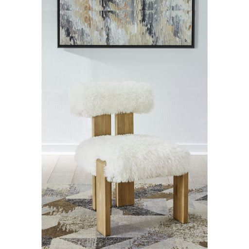 Modus Furniture Nia Dining Accent Chair in Sheepskin and Lioness 655450480034 UHXW80 Image 5